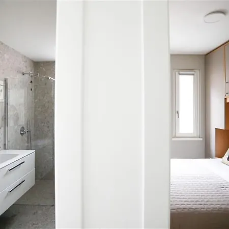 Iseolakerental - Trivia Bellavista Apartment *